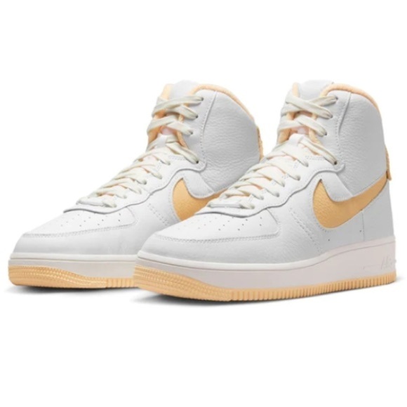 LIKE NEW! NIKE AIR FORCE Sculpt! - Picture 3 of 16